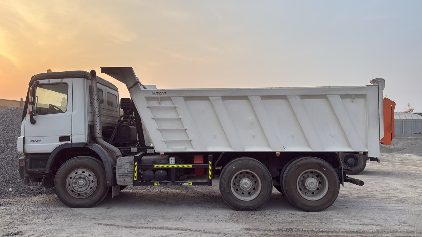 3 Ton Pickup Truck